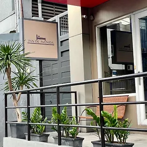 https://hometown-hotel-makati-edsa.angeleshotels.net