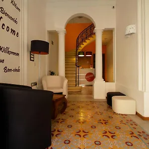 https://corner-hostel.qawrahotelsmalta.org